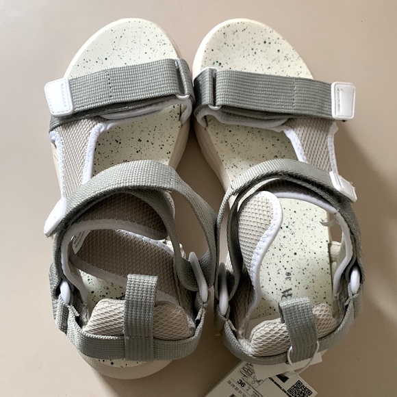 Zara Other - NWT! Zara kid sandals